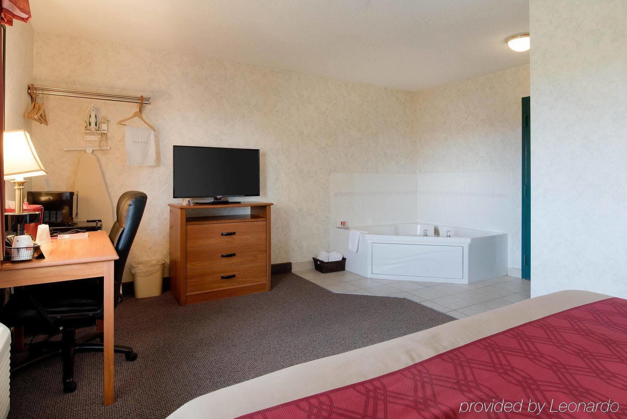 Econo Lodge Inn & Suites Canandaigua Luaran gambar
